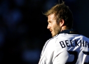 开云棋牌下载-赛道与球场，维斯塔潘的魔术与湖人的终场谜题