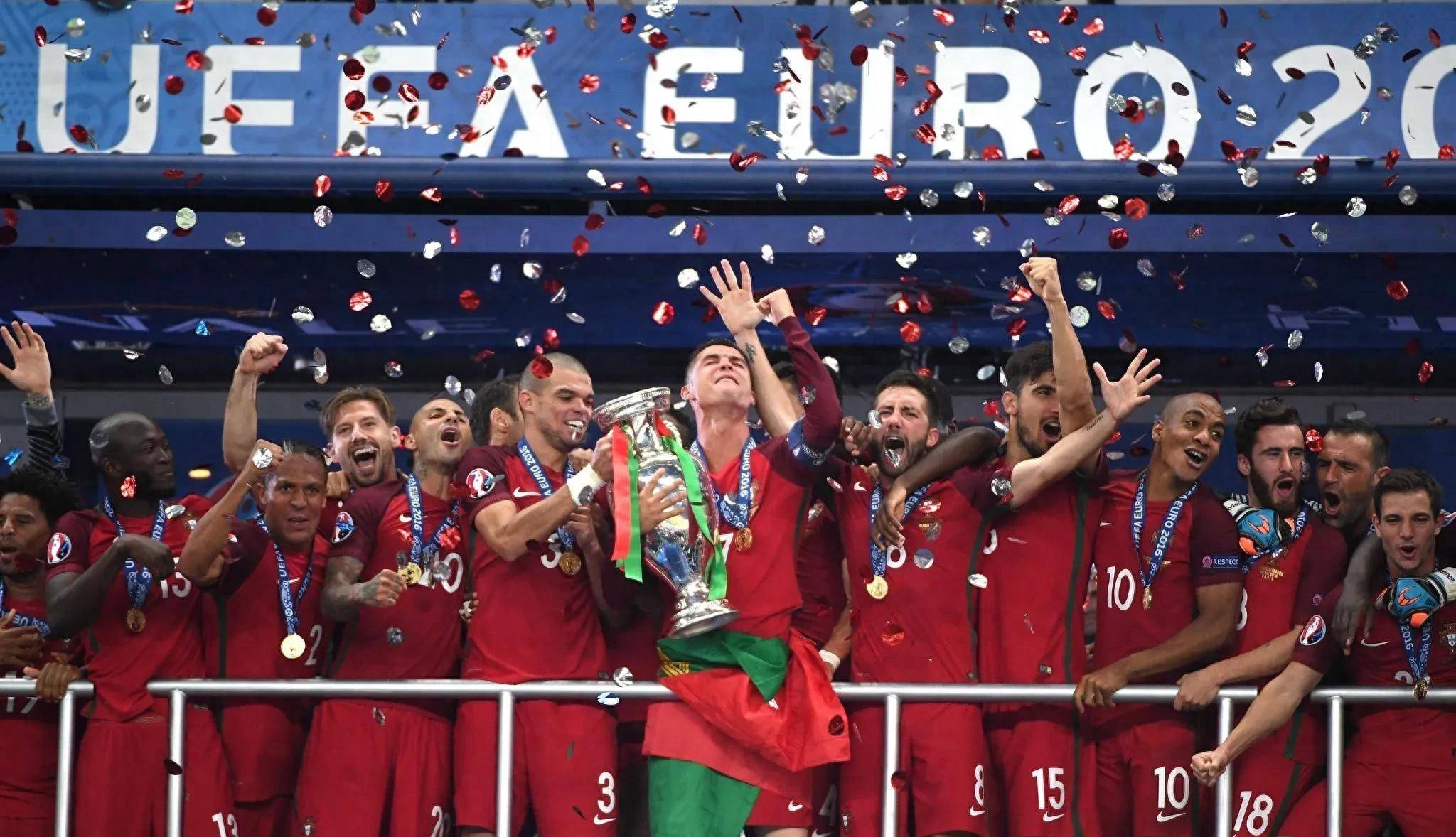 葡萄牙球队在比赛中赢得尊敬 葡萄牙球队在比赛中赢得尊敬