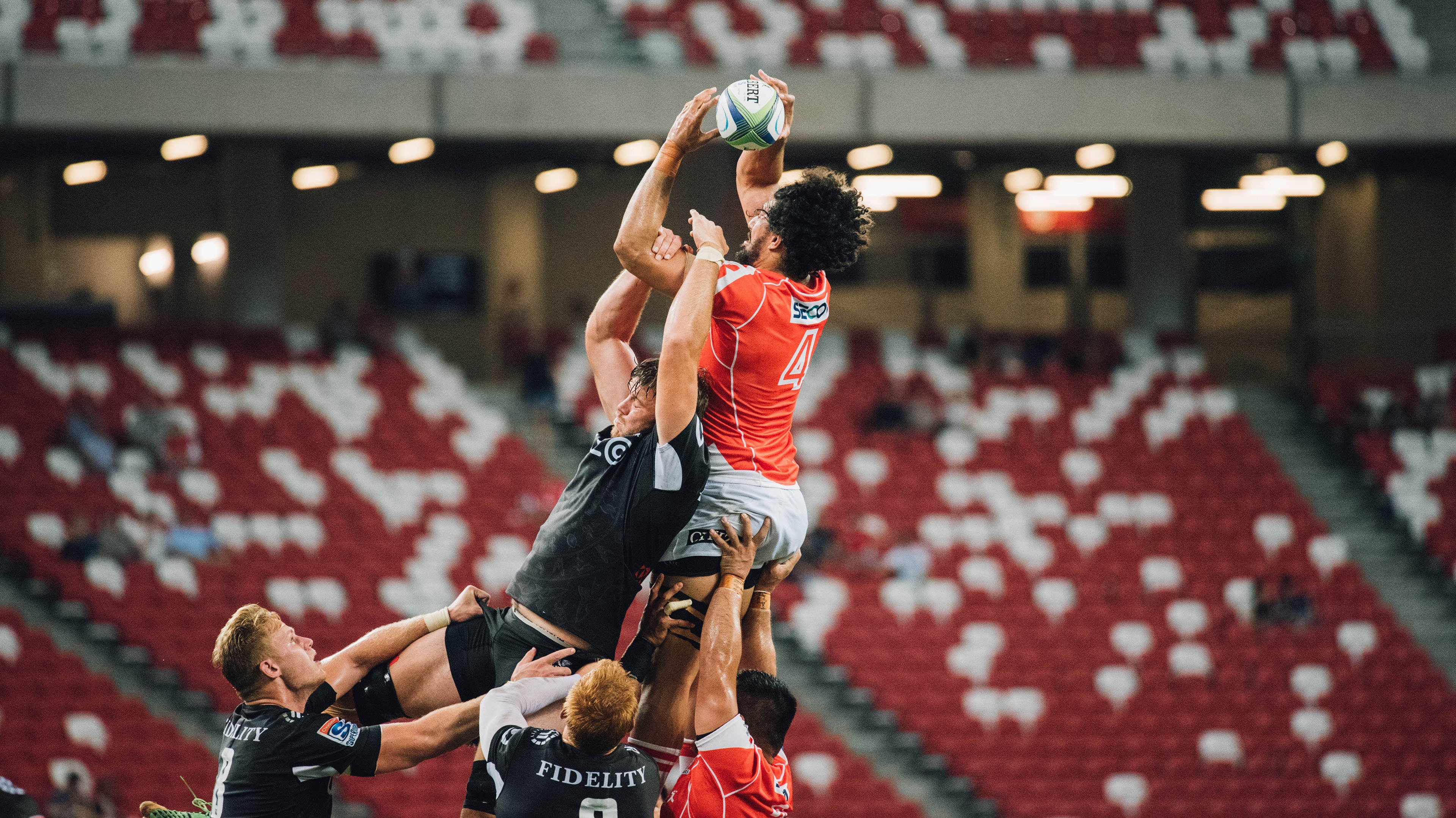 年度焦点之战，湖人鏖战老鹰，一场定义赛季的经典对决