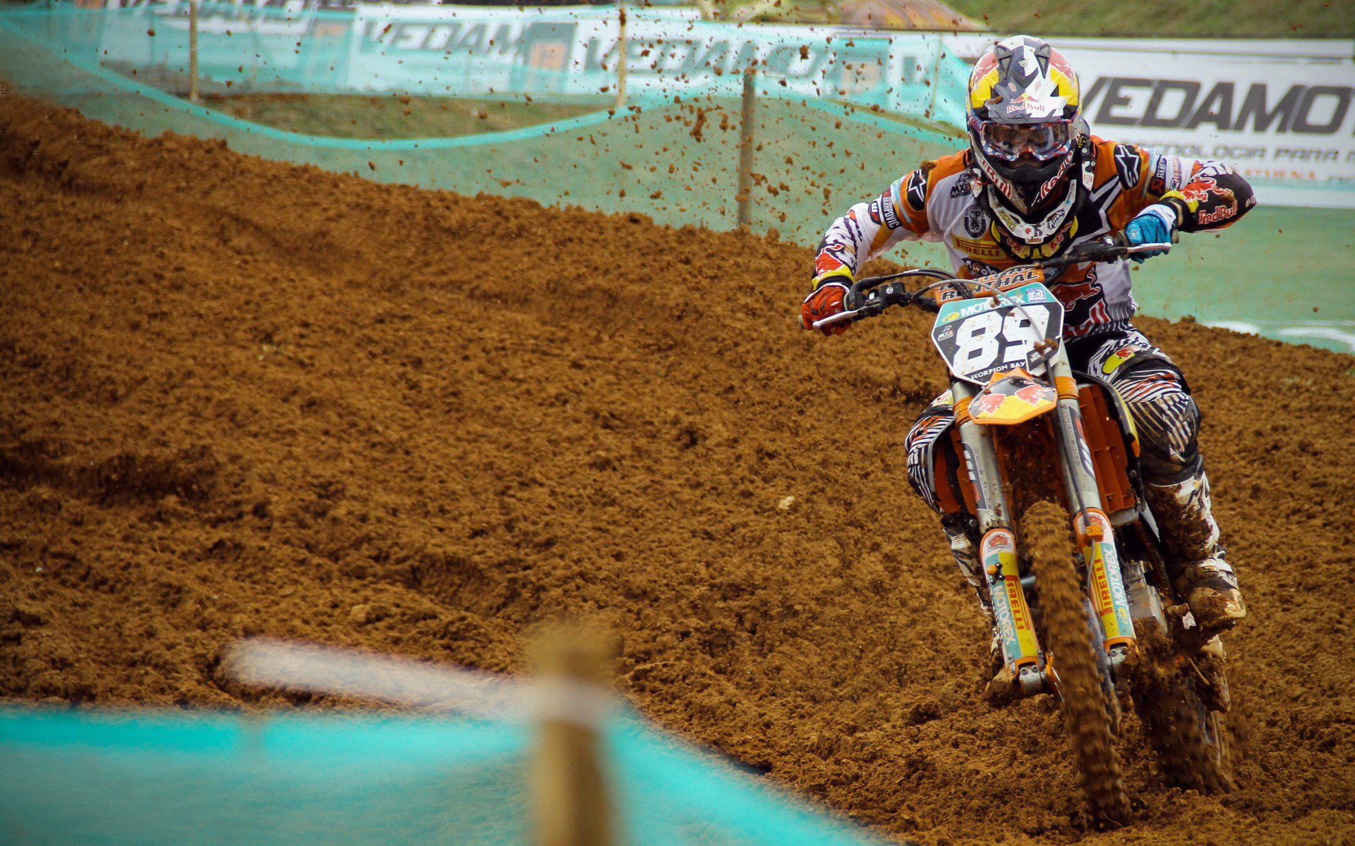 掌控与突围，伊布赛场智慧与智利关键战的巴黎启示