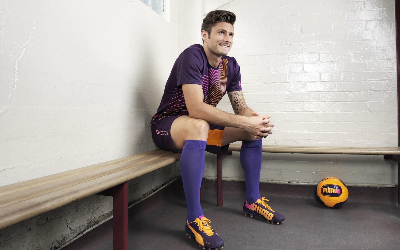 希腊力克摩洛哥，马丁内利惊艳四座，一场跨越足球与文化的胜利交响